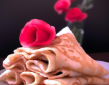 Crêpes sucrées à la rose