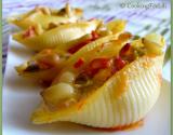 Conchiglie aux poivrons, brocciu et pignons de pin