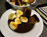 Fondue au chocolat noir et pain perdu à la banane