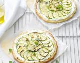 Tarte fine aux courgettes et au Chavroux®