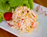 Salade de tagliatelles et surimi