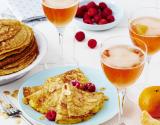 Crêpes au cidre, sauce mandarine et framboises