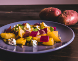 Salade de pommes de terre colorées et fromage frais