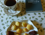 Petits fours pour le café, conversations, madeleines, pommes d'amour