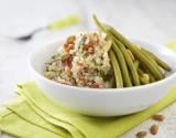 Salade de Haricots Verts et quinoa aux tomates confites, coriandre et pignons de pin