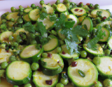 Courgettes aux petits pois et à la coriande