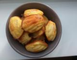 Mini-madeleines à la moutarde et au jambon