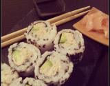 Makis californiens surimi et avocat