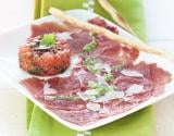 Carpaccio d'agneau au basilic et citron vert