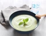 Velouté froid à la courgette, ricotta et menthe