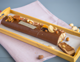 Bûche au praline et noisettes