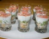 Verrine de saumon au fromage blanc et concombre