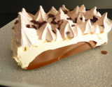 Buche meringuée, crème de châtaigne et mousse de chocolat blanc