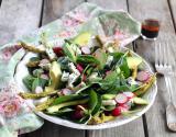 5 salades qui croquent grâce aux radis