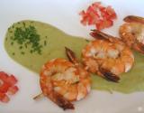 Brochettes de gambas au coulis de courgettes