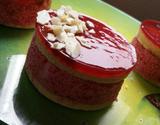 Dessert de Noël au biscuit rose, lemon curd et mousse de framboise