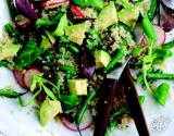 Salade de quinoa, de radis et d'avocat Hass