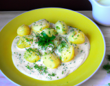 Pommes de terre à la crème fraîche & aux herbes