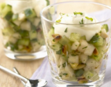 Verrine de Concombres de France, poire et menthe aux pignons