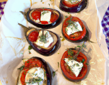 Papillote d'aubergine, tomate, chèvre, miel et thym