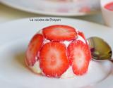 Petit entremets en dôme de fraises