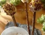 Brochettes de lotte aux amandes