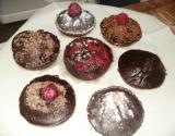 Cupcakes forts en chocolat et fruits rouges