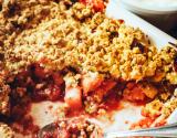 Crumble rhubarbe et fraises sans beurre