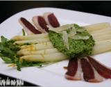 Asperges au pesto de roquette aux pistaches