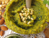 Pesto exotique : coriandre, graines de courge et noix de macadamia