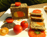 Terrine de légumes au sésame et son nectar de tomates