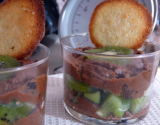 Variation de tiramisu au chocolat et kiwi