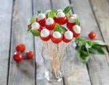 Bouquet de tomates cerises et mozza