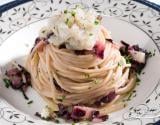 Spaghetti au radicchio et tartare de crevettes