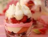 Verrine méli-melo de fruits d'été, grapefruit curd et chantilly