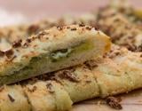 Breadsticks pesto-mozzarella