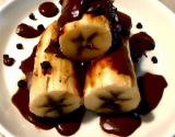 Nems de banane, sauce chocolat