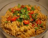 Fusillis au pesto de pistaches et tomates