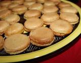 Macarons au sésame et au citron