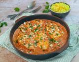 Filets de poulet à la crème, sauce tomate et riz pilaf