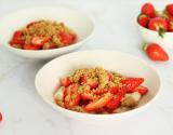 Crumble fraises et rhubarbe