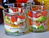 Verrine avocat, saumon fumé et tomate