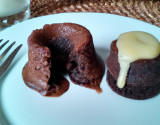 Fondant au chocolat accompagné de crème anglaise