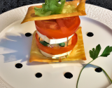 Mille-feuille de tomates au fromage de chèvre