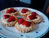 Tartelettes aux fraises et gelée de groseilles