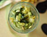 Caviar de courgettes au cumin, salers et pignons