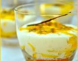 Verrine baba,  mangue épicée et mousseux fromage blanc