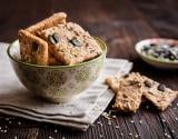 Crackers aux lentilles corail