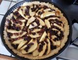 Tarte pomme-amande-raisins secs