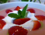 Soupe de fraises Andros meringuée